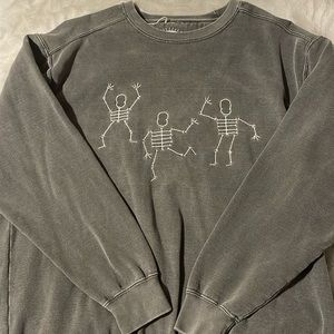 Olivelynn skeleton crewneck